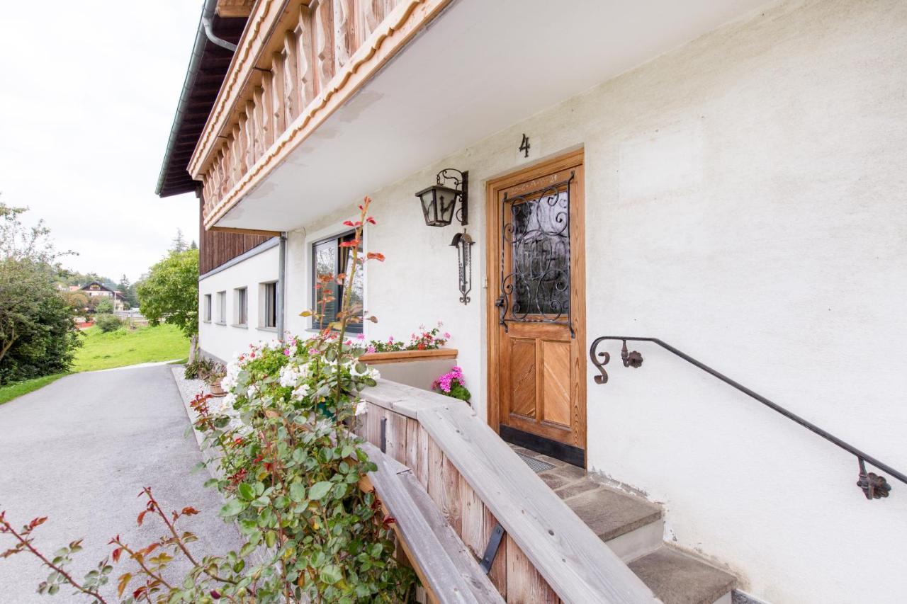 Apartment Wiesenhof - NATUR&WEITBLICK über Innsbruck - Ladestation für Elektroautos Exterior foto